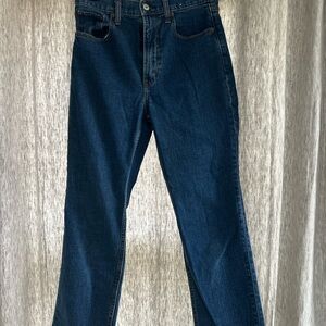 WOMANS ABERCROMBIE &FITCH “THE ANKLE STRAIGHT” ULTRA HIGH RISE JEANS
27/4